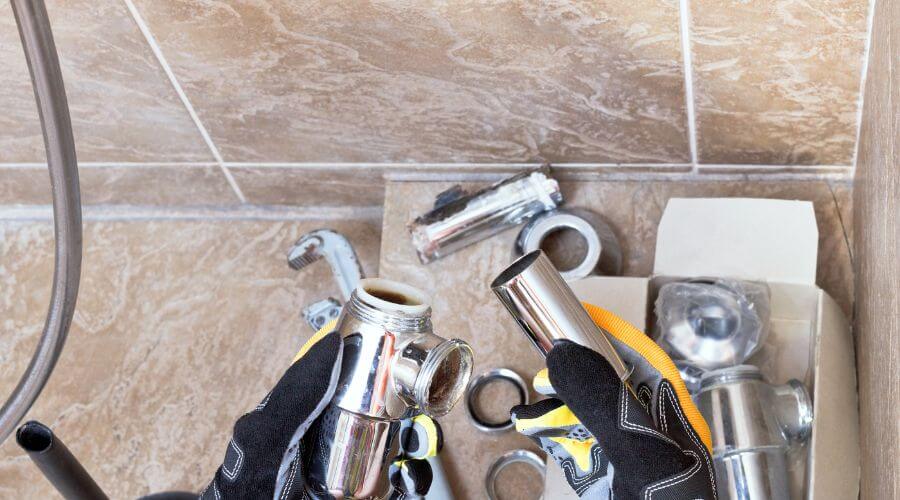 Professional gutter cleaning in Toyah, TX